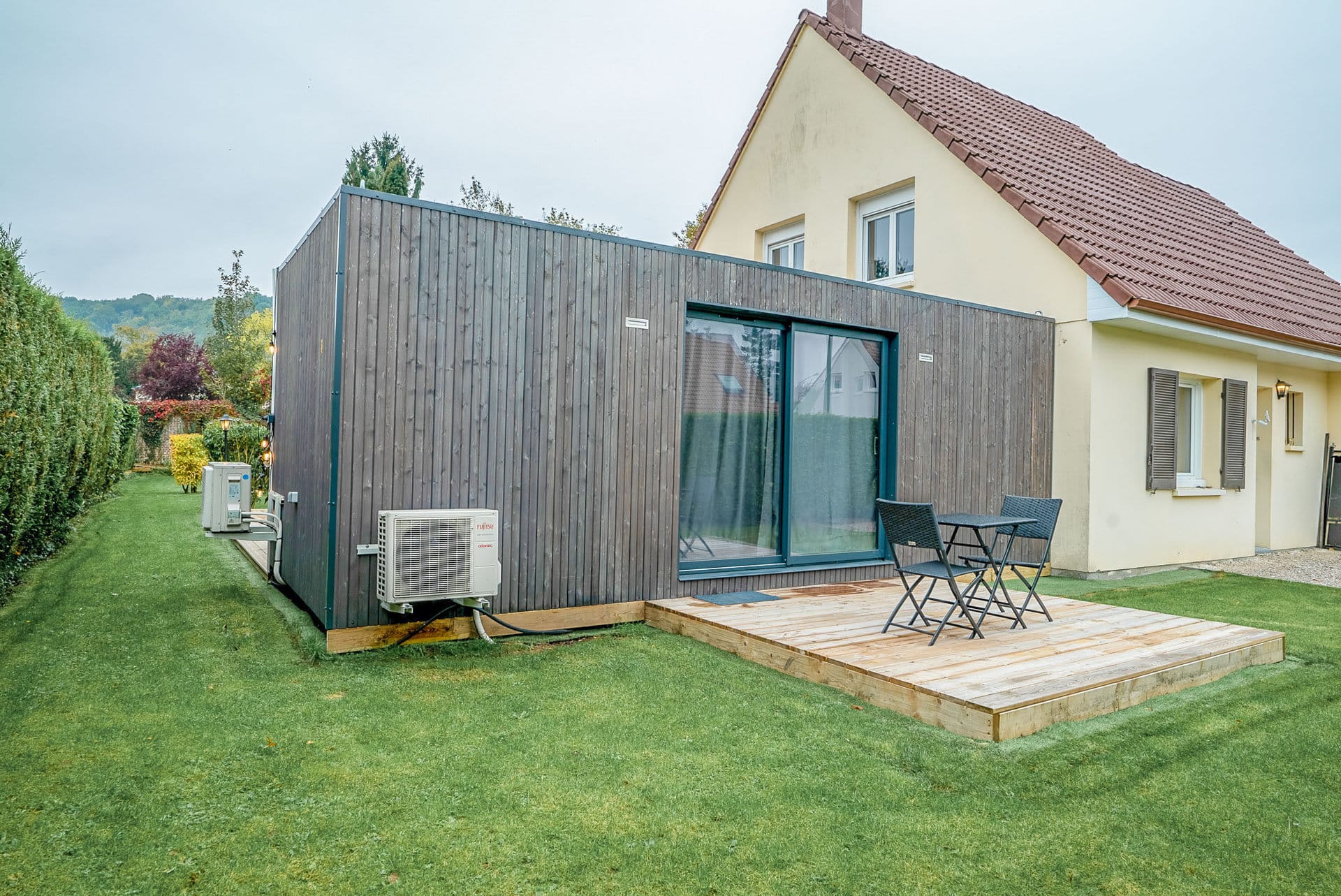 extension de maison collée à la maison