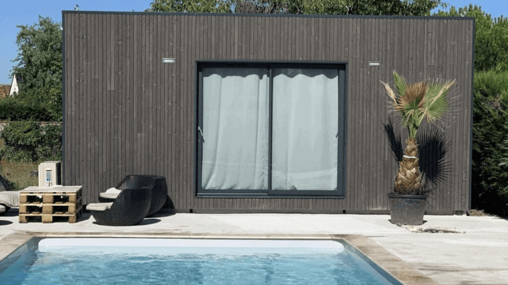 Studio-de-jardin-20-m_Poolhouse_Natibox-Studio-de-jardin-environnemental_lp_2