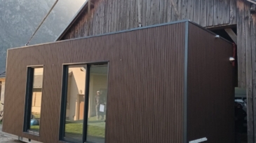 20250404_091404_resized