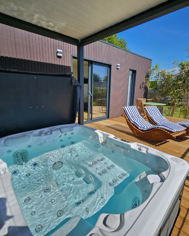 💡 Et si votre jardin rapportait… gros ?
Vous avez un bout de terrain 🌿
➡️ Installez une Natibox
➡️ Louez-la toute l’année
➡️ Générez un revenu rentable 📈

Studios 15 à 48 m², confort total 🛋
Investissement accessible, même sans apport 💶

📩 Contactez-nous et démarrez votre projet rentable !

#Natibox #StudioDeJardin #InvestissementLocatif #RevenuPassif #LocationSaisonniere #AirbnbFrance #MaisonEtJardin #ImmobilierRentable #ProjetMaison #LocationMeublee #InvestirDansLimmobilier #AmenagementJardin